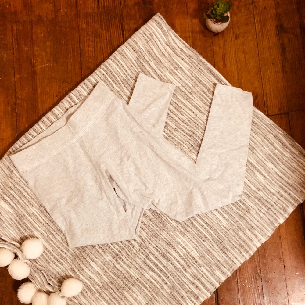 Heather grey leggings